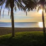 Appartamento Cozy In The Heart Of With Pool Málaga